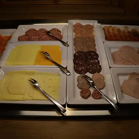 吉尔斯巴赫旅馆 3*