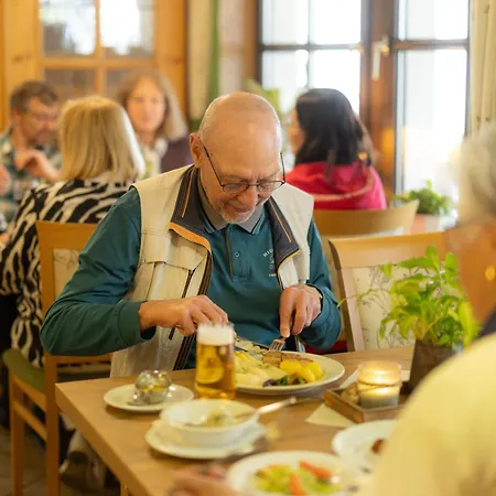 Landgasthof Gilsbach Guest house 3*