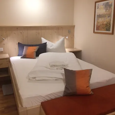 Landgasthof Gilsbach Гостьовий будинок 3*